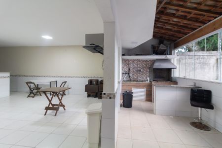 Apartamento para alugar com 48m², 2 quartos e 1 vaga Apartamento para alugar com 48m², 2 quartos e 1 vagaÁrea comum - Salão de festas