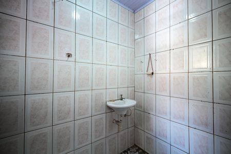 Banheiro de casa para alugar com 1 quarto, 50m² em Parque Maraba, Taboão da Serra