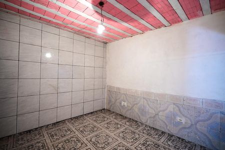 Quarto de casa para alugar com 1 quarto, 50m² em Parque Maraba, Taboão da Serra