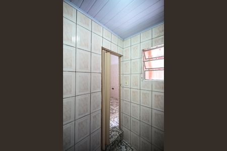 Banheiro de casa para alugar com 1 quarto, 50m² em Parque Maraba, Taboão da Serra