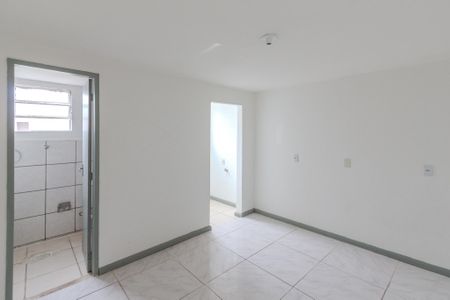 Quarto  de casa para alugar com 1 quarto, 47m² em Santo Antônio, Porto Alegre