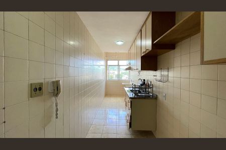 Apartamento para alugar com 72m², 2 quartos e 1 vaga Apartamento para alugar com 72m², 2 quartos e 1 vagaCozinha e Área de Serviço
