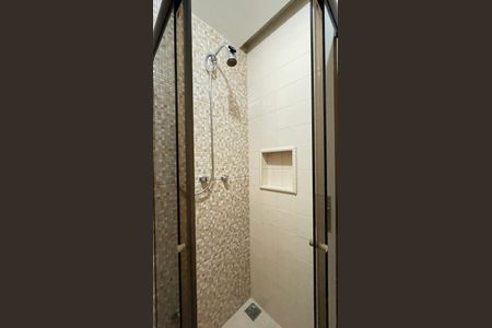 Apartamento para alugar com 72m², 2 quartos e 1 vaga Apartamento para alugar com 72m², 2 quartos e 1 vagaBanheiro Suíte 1