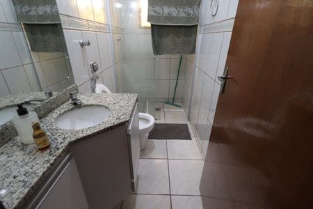 Casa para alugar com 150m², 3 quartos e 3 vagasBanheiro da Suíte