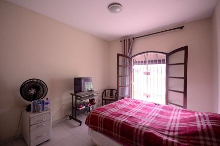 Casa à venda com 95m², 2 quartos e 2 vagas