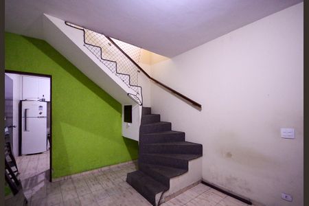 Casa à venda com 95m², 2 quartos e 2 vagas