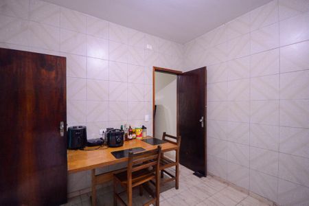 Casa à venda com 95m², 2 quartos e 2 vagas