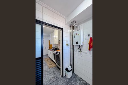 Apartamento à venda com 127m², 3 quartos e 4 vagas Apartamento à venda com 127m², 3 quartos e 4 vagasÁrea de Serviço