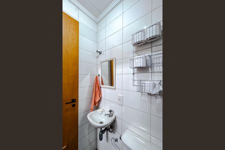 Apartamento à venda com 127m², 3 quartos e 4 vagas Apartamento à venda com 127m², 3 quartos e 4 vagasBanheiro de serviço