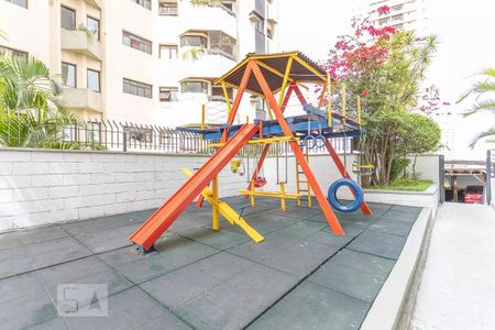 Apartamento à venda com 90m², 2 quartos e 1 vaga Apartamento à venda com 90m², 2 quartos e 1 vagaPlayground