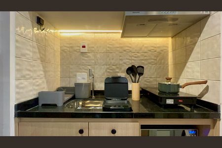 Studio para alugar com 20m², 1 quarto e sem vaga Studio para alugar com 20m², 1 quarto e sem vagaCozinha