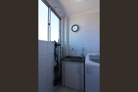 Apartamento à venda com 72m², 2 quartos e 1 vagaÁrea de Serviço