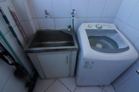 Apartamento à venda com 72m², 2 quartos e 1 vagaÁrea de Serviço