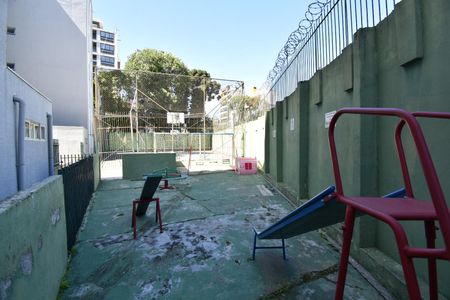 Apartamento para alugar com 85m², 3 quartos e 1 vagaÁrea comum - Playground