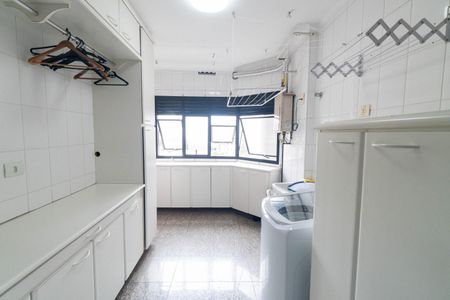 Apartamento à venda com 140m², 3 quartos e 3 vagasÁrea de Serviço