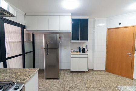 Apartamento à venda com 140m², 3 quartos e 3 vagasCozinha