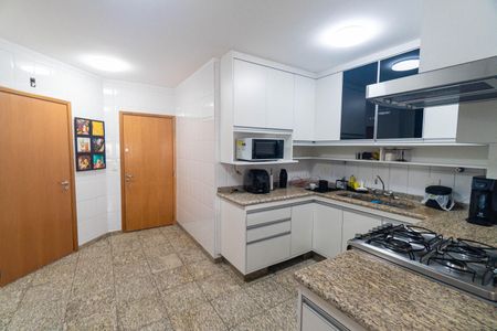 Apartamento à venda com 140m², 3 quartos e 3 vagasCozinha