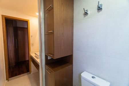 Apartamento à venda com 140m², 3 quartos e 3 vagasBanheiro Social