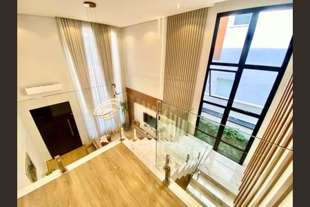 Casa de condomínio à venda com 255m², 3 quartos e 4 vagas