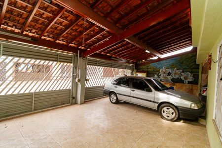 Casa à venda com 240m², 3 quartos e 6 vagasGaragem