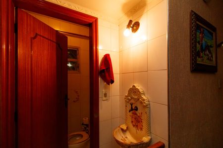 Casa à venda com 240m², 3 quartos e 6 vagasLavabo