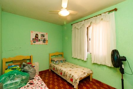 Casa à venda com 240m², 3 quartos e 6 vagasQuarto