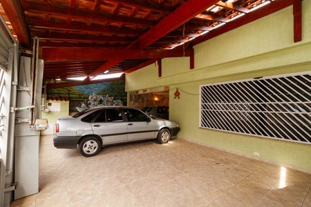 Casa à venda com 240m², 3 quartos e 6 vagasGaragem