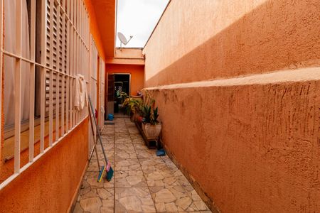 Casa à venda com 240m², 3 quartos e 6 vagasÁrea externa