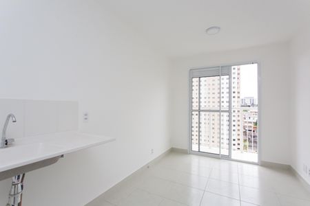 Apartamento para alugar com 39m², 2 quartos e sem vaga Apartamento para alugar com 39m², 2 quartos e sem vagaSala / Cozinha