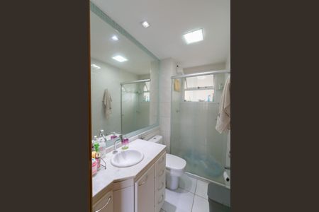 Apartamento à venda com 75m², 3 quartos e 2 vagas