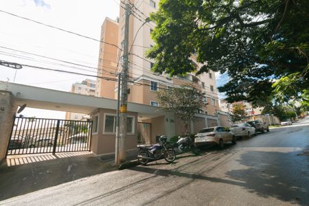 Apartamento à venda com 75m², 3 quartos e 2 vagas