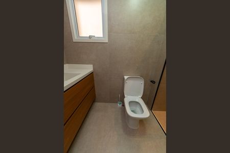 Banheiro de apartamento para alugar com 2 quartos, 76m² em Bethaville I, Barueri