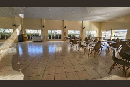 Apartamento para alugar com 46m², 2 quartos e 1 vagaÁrea comum - Salão de festas