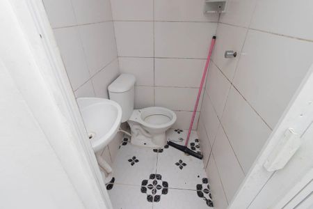 Casa para alugar com 30m², 1 quarto e sem vagaanheiro