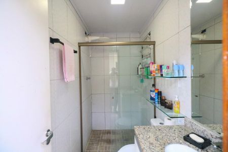 Casa à venda com 140m², 3 quartos e 2 vagas Casa à venda com 140m², 3 quartos e 2 vagasBanheiro Externo