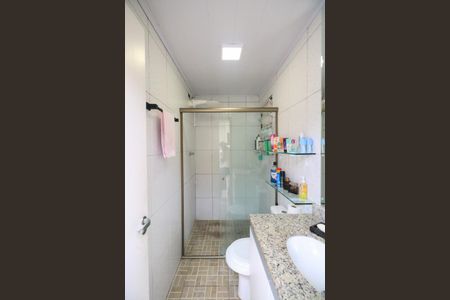 Casa à venda com 140m², 3 quartos e 2 vagas Casa à venda com 140m², 3 quartos e 2 vagasBanheiro Externo