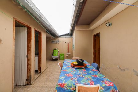 Casa à venda com 140m², 3 quartos e 2 vagas Casa à venda com 140m², 3 quartos e 2 vagasÁrea de Serviço e Quintal