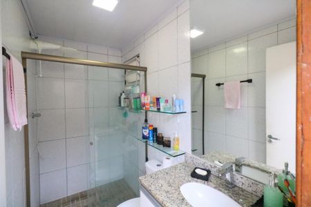 Casa à venda com 140m², 3 quartos e 2 vagas Casa à venda com 140m², 3 quartos e 2 vagasBanheiro Externo
