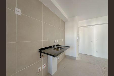 Sala/Cozinha de apartamento à venda com 2 quartos, 61m² em Água Branca, São Paulo