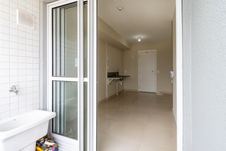 Apartamento para alugar com 42m², 2 quartos e sem vagaVaranda e Área de Serviço