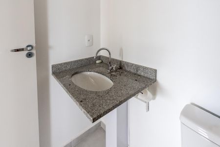 Apartamento para alugar com 42m², 2 quartos e sem vagaBanheiro