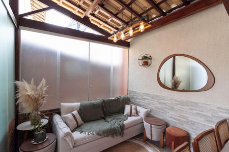 Casa de condomínio à venda com 130m², 3 quartos e 2 vagasÁrea gourmet