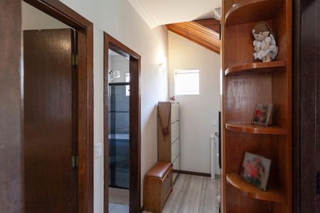 Casa de condomínio à venda com 130m², 3 quartos e 2 vagasCorredor