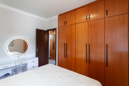 Casa de condomínio à venda com 130m², 3 quartos e 2 vagasSuíte 