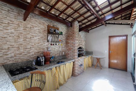 Casa de condomínio à venda com 130m², 3 quartos e 2 vagasÁrea gourmet