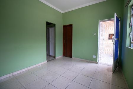 Sala de casa para alugar com 1 quarto, 80m² em Vaz Lobo, Rio de Janeiro