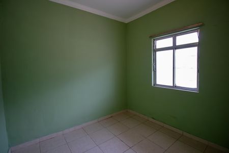 Quarto de casa para alugar com 1 quarto, 80m² em Vaz Lobo, Rio de Janeiro