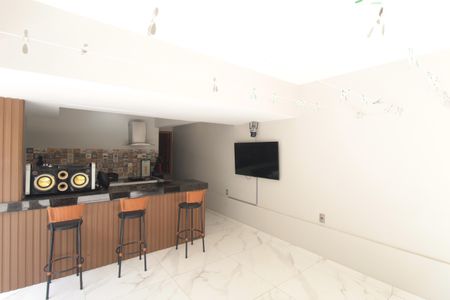 Apartamento à venda com 150m², 3 quartos e 1 vagaÁrea Gourmet