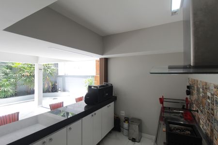 Apartamento à venda com 150m², 3 quartos e 1 vagaÁrea Gourmet