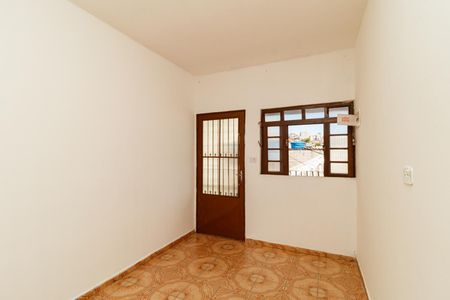 Casa para alugar com 100m², 2 quartos e sem vagaSala